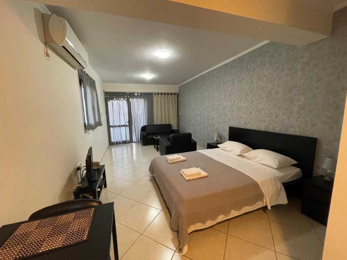 Avr Airport Deluxe Suites 4 Markopoulo Mesogaias Екстер'єр фото