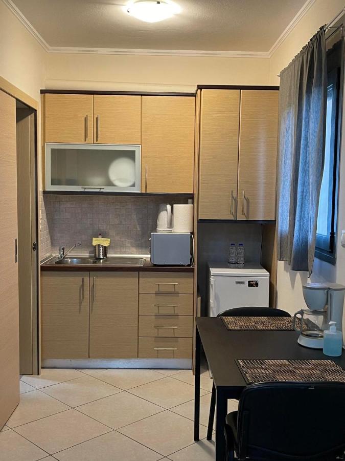 Avr Airport Deluxe Suites 4 Markopoulo Mesogaias Екстер'єр фото