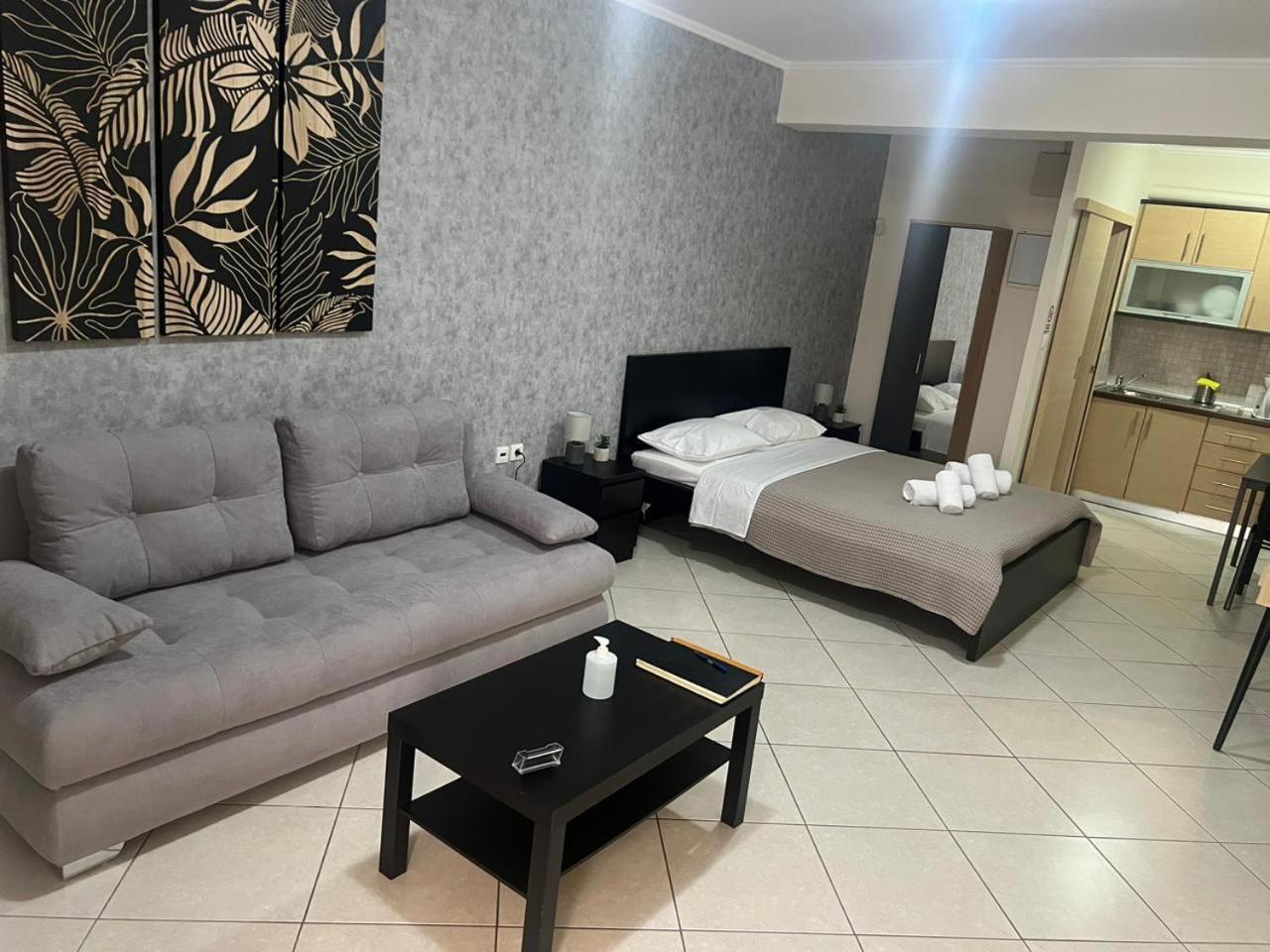 Avr Airport Deluxe Suites 4 Markopoulo Mesogaias Екстер'єр фото